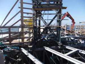 The formwork on top of the stack, a construction on it's on