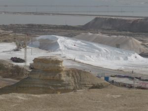 01282015-06 - The Potash Mountain. The Potash produced here is white, while the one mined from the ground is red. - dead sea works