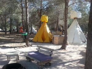 02072015-09 - The Indian tent in which we passed the night in Sha'al.