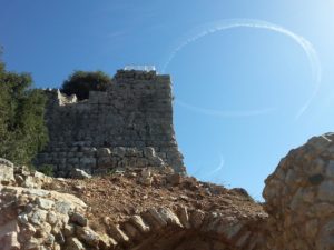 02072015-29 The Keep (and a hole in the sky) - Refereed to as "Bashura" by the builders. - Nimrod Fortress