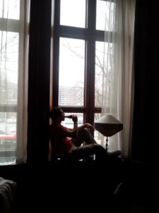 03272015-04 Drinking (free) beer and relaxing by the window  - Amsterdam