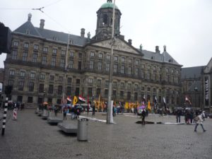03282015-22 And just so we can fill at home here - Arab protesters in Dam square.  - sex