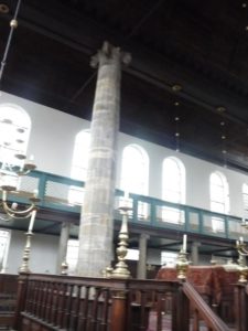 03302015-13 Amsterdam Portuguese Synagogue - Look at the columns! how big and decorated they are. In a Greek style.