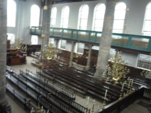 03302015-28 Amsterdam Portuguese Synagogue - from the inside. It is being lightened only by candle light.