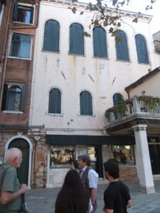 The French Synagogue from the outside - Ghetto