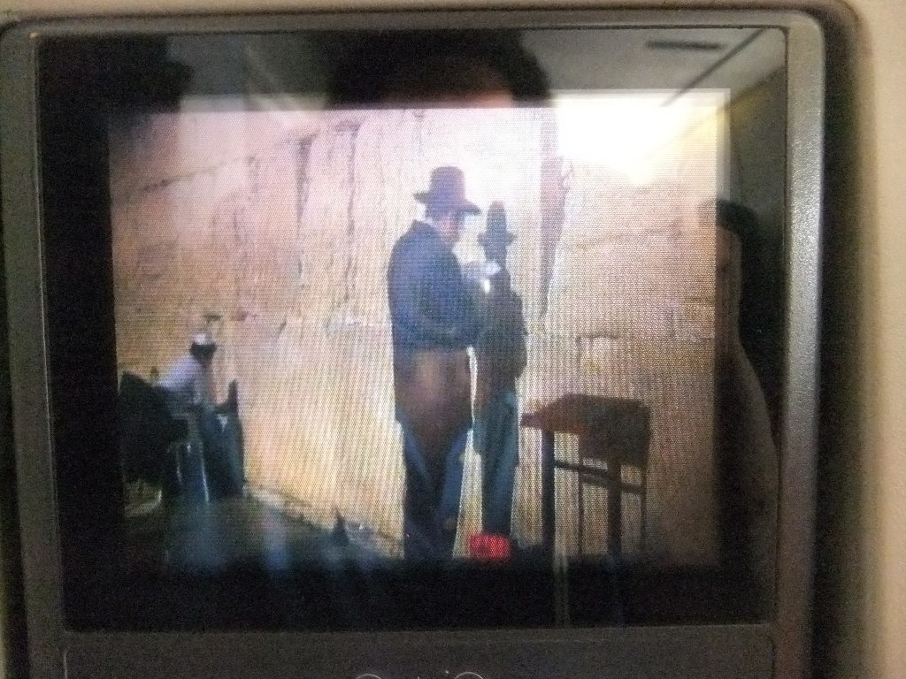 Tower of david and a Jew pray in the Westren Wall. - El-AL