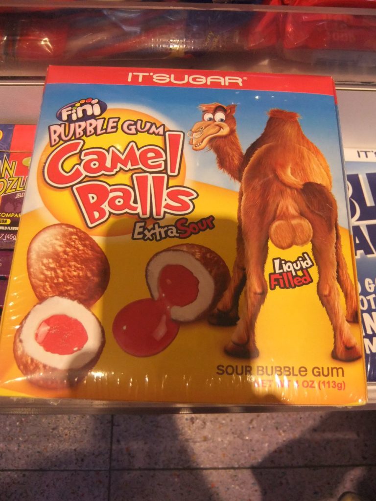 Some of San Fransisco candies shop have to offer: Toffee, Jelly Beans (we almost went to visit the factory =), eatable underwear =P and Camel balls? =)
