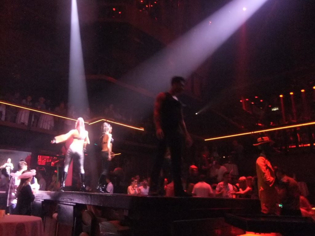 In the meanwhile you can enjoy the dancers... =P - Coco Bongo