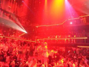 09122014-62 Just people having fun in the club...