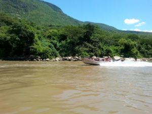 09182014-42 Sumidero -  A speed boat like the one we were on...