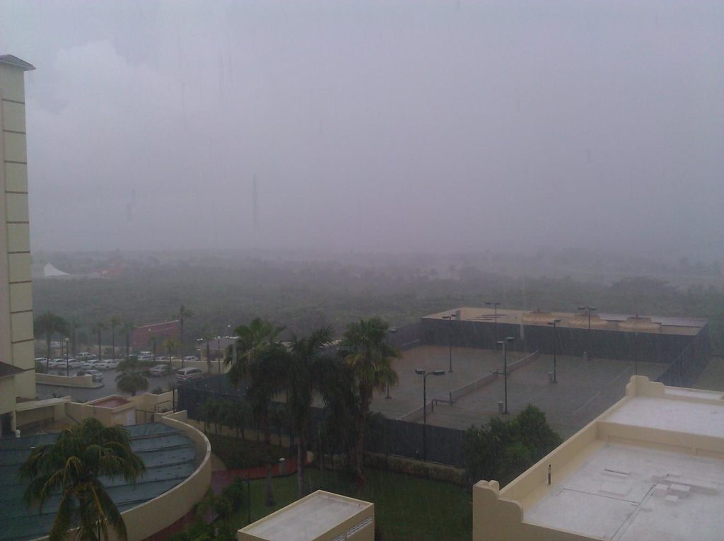 The breeze of Cancun - every 4 or 5 PM, came the breeze.