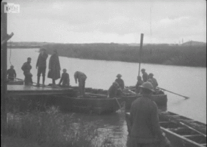 Pic form WWI video "CROSSING OF THE AUJA, MULEBBIS, GUNS NEAR JERUSALEM" Allenby