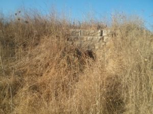    A big water pipe under the levee - Al-Lubban