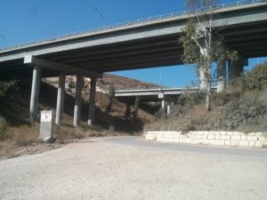 The highway bridges. Underneath it there are the remains of a bridge, but I couldn't find it - Al-Lubban