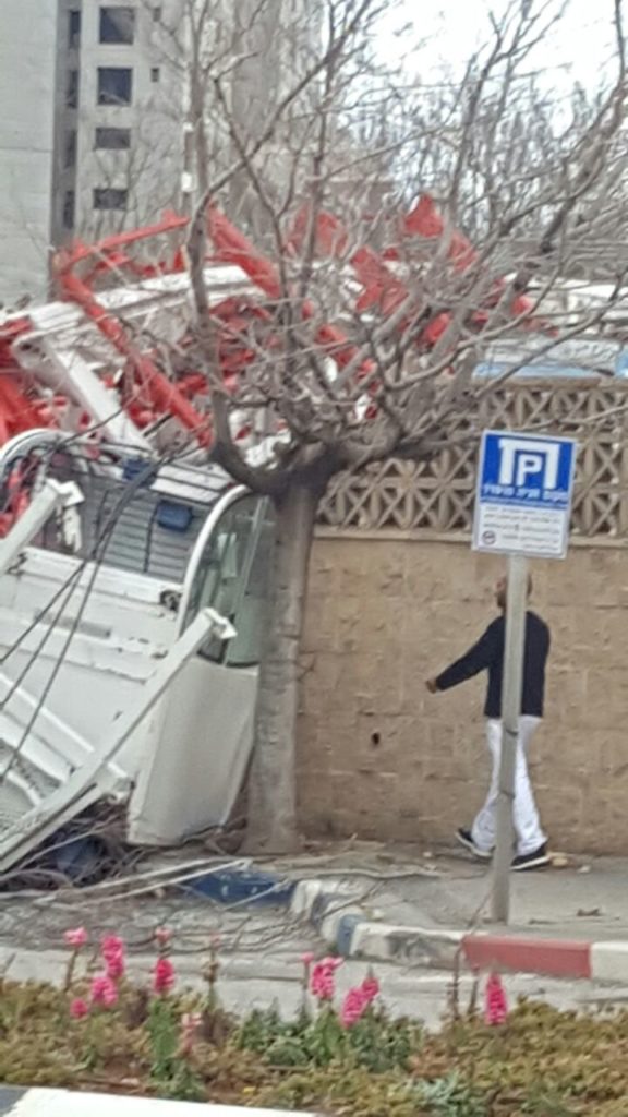 Crane collapse in 2017 February in Ramat-Gan