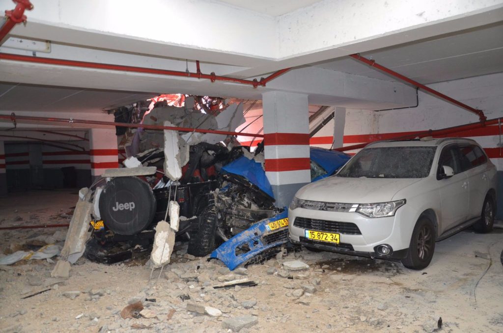 Crane collapse in 2017 February in Bat-Yam