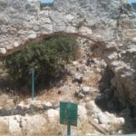 The ruins of the Crusader tower, used to stand in the middle of the village (and ruins of houses in it)