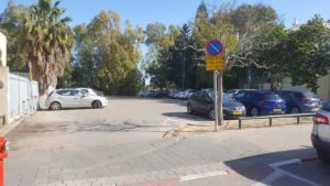 Looks like a usual parking lot, bit when you goes in between the buildings...