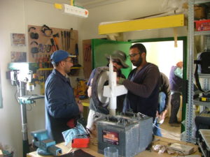 Last checks and connections in the turbine body