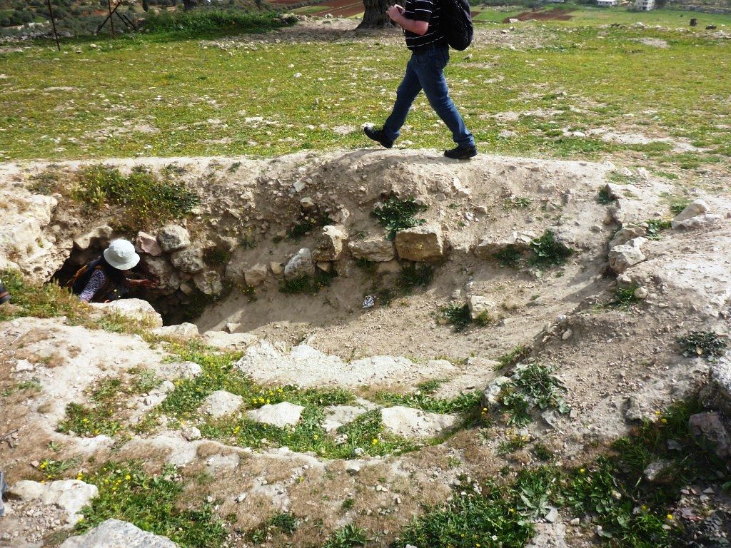 The entrance to the staircase leading to the spring pool - Tel Gibeon