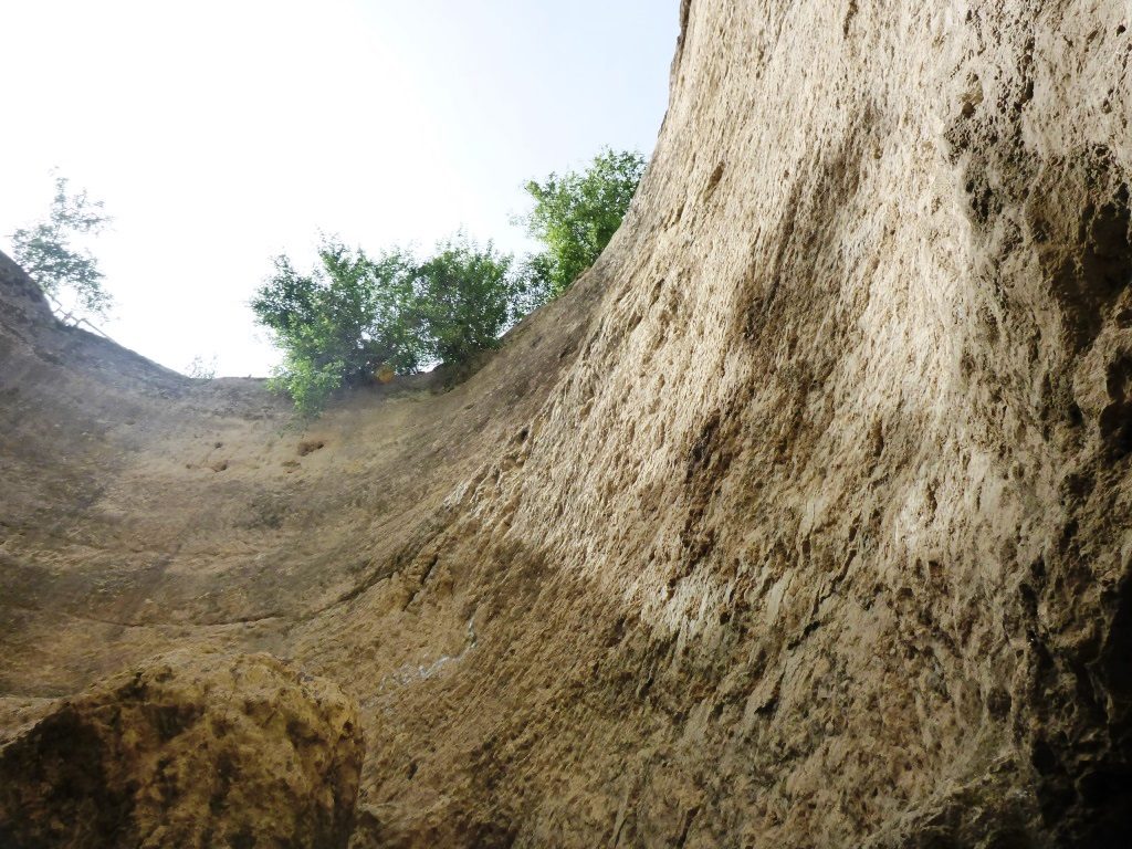 Looking up from the bottom of the pool - Tel Gibeon