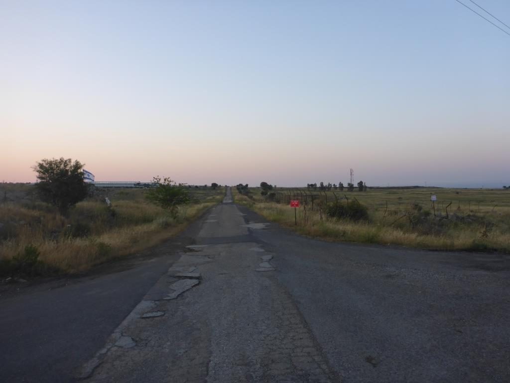 Part of the road open for civilians, and relatively in good condition near Keshet settlement Petroleum road