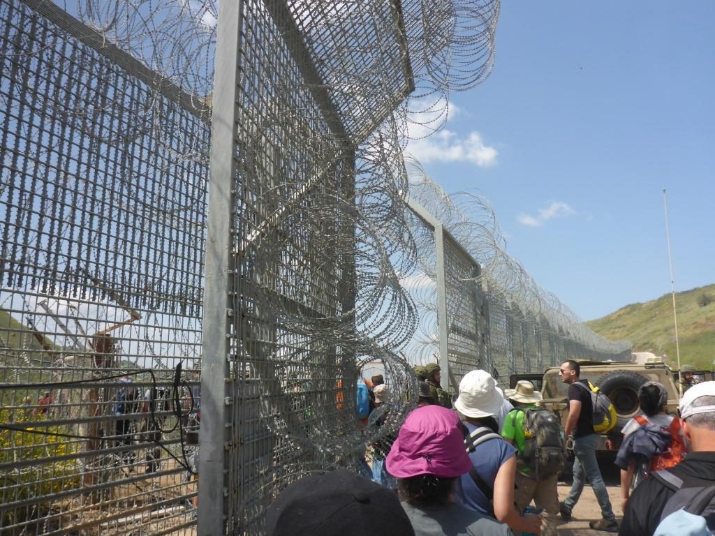 The gate is open - The Yarmouk river