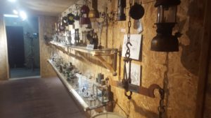 and Weighing scale, lamps, etc...