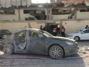 A factory hit by a missile in Beer-Sheva (Source: Eliyahu Ershkovich) - injury time