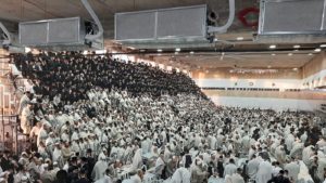 tribune disaster - Givat Ze'ev synagouge before the collapse