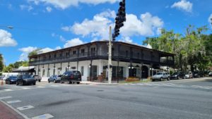 A French New-Orleans style building - Mount Dora