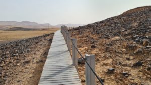 The trail up. Because the dry wind that blow the synthetic rope that used as a guardrail was charged with static- electricity and I got electracoted each time I touch it - Maktesh Ramon Carpentary