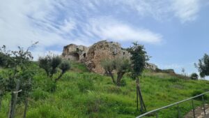 Climbing up the hill to the castle