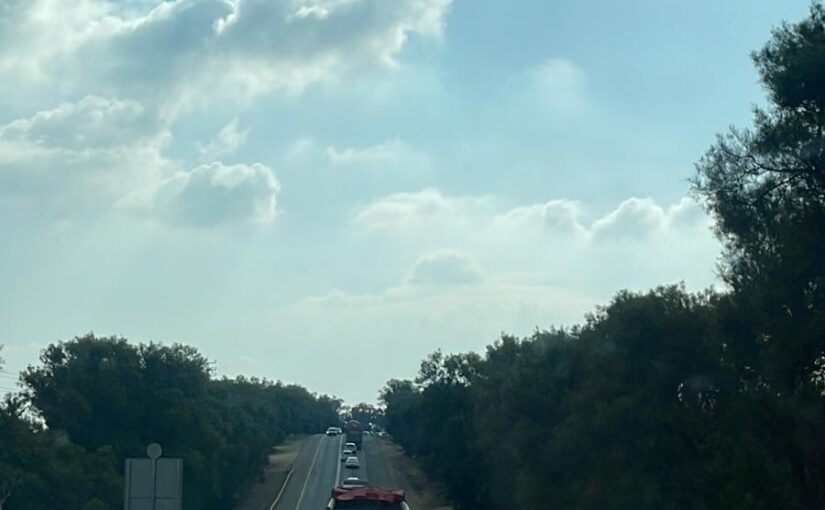 Traffic jams on the roads of Gaza surroundings, as some of the roads were closed down ro reduce the chance of civilians hit by mortar shells.