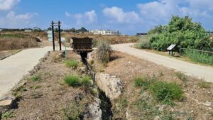 The point of entering the aqueduct water trail - Taninim stream