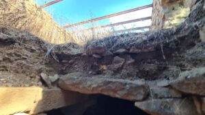 The thickness of soil above the plates - Khirbet Berg 