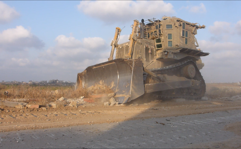 Armored D9 in Netzarim corridor