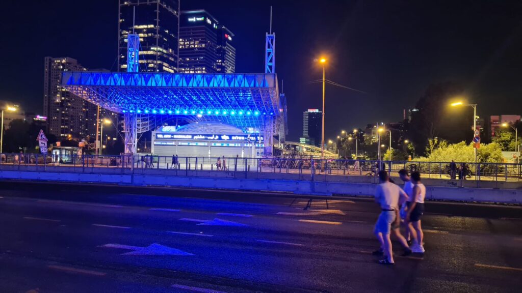 Tel Aviv HaShalom railway station closed, no one from the gov