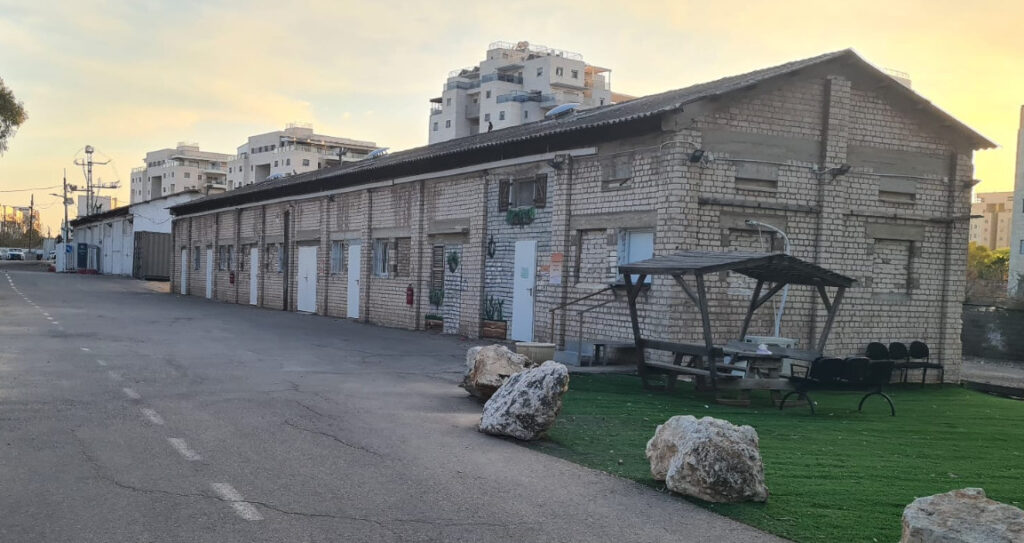 Built between 1939 to 1944 (during WWII), this bricks building used a storage building of spare parts of the British armored vehicles.