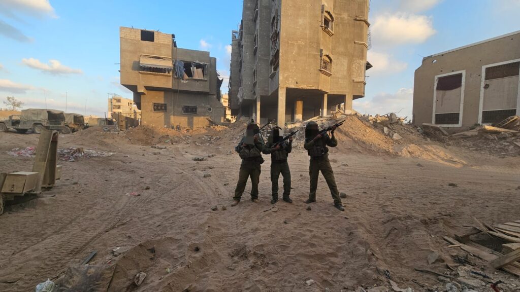 My brothers in arms and the Reut somewhere in between them