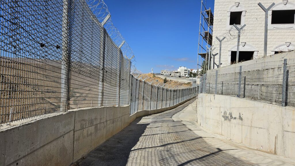 The road above the Hasbani north of the walkway, it is mostly a security road and not nice to walk