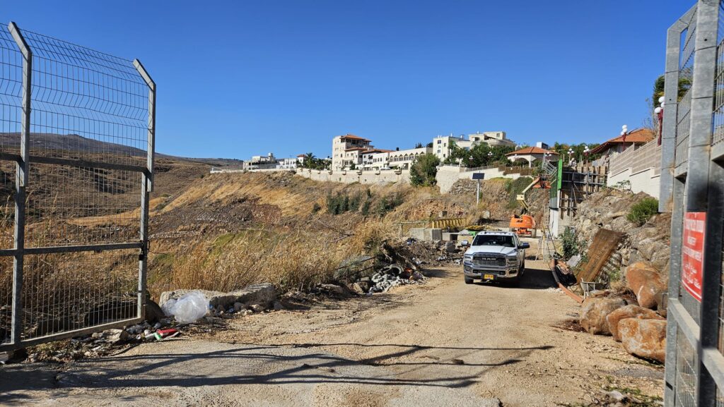 The gate on the road to the Hasbani, open for construction work on the walkway