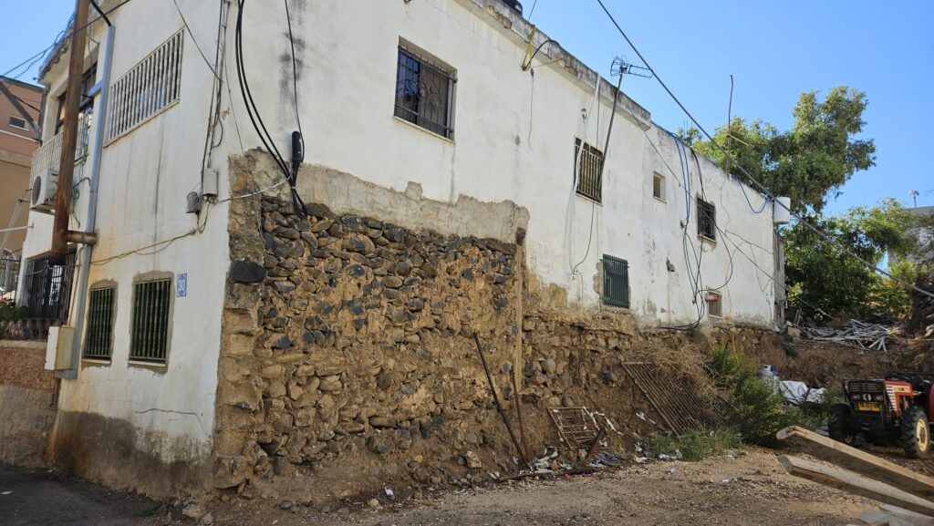 Newer part of a building on old Basalt stone foundations - visit in Ghajar