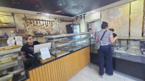 Al-Khatib Sweets - inside