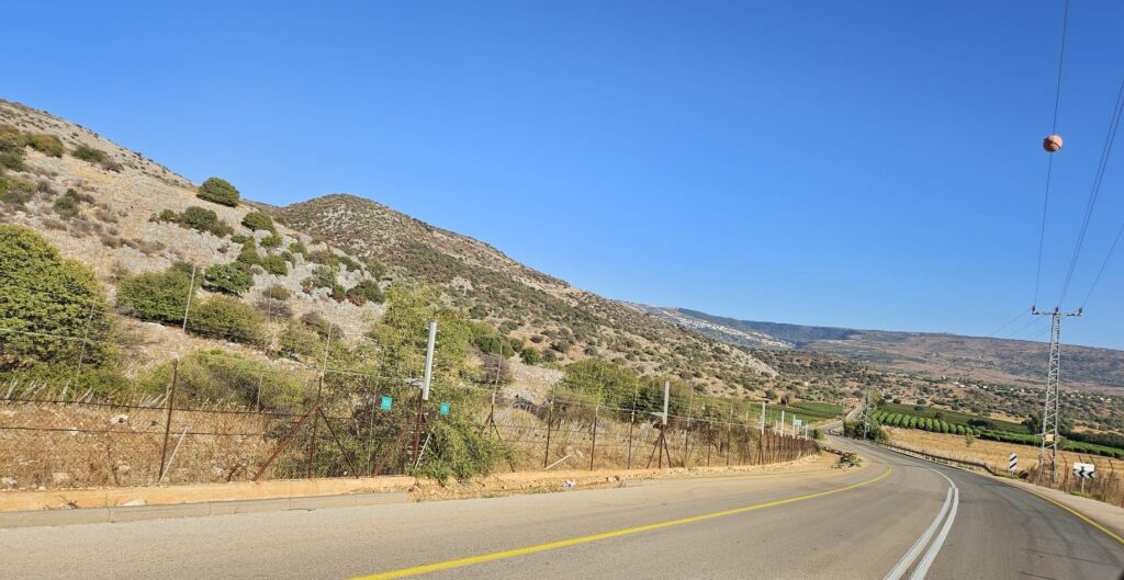 Driving back, with the Israel border fence on the left (the border itself is much further)