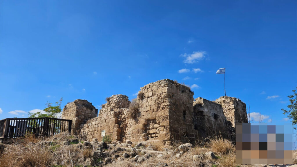 The fortress - Qakun