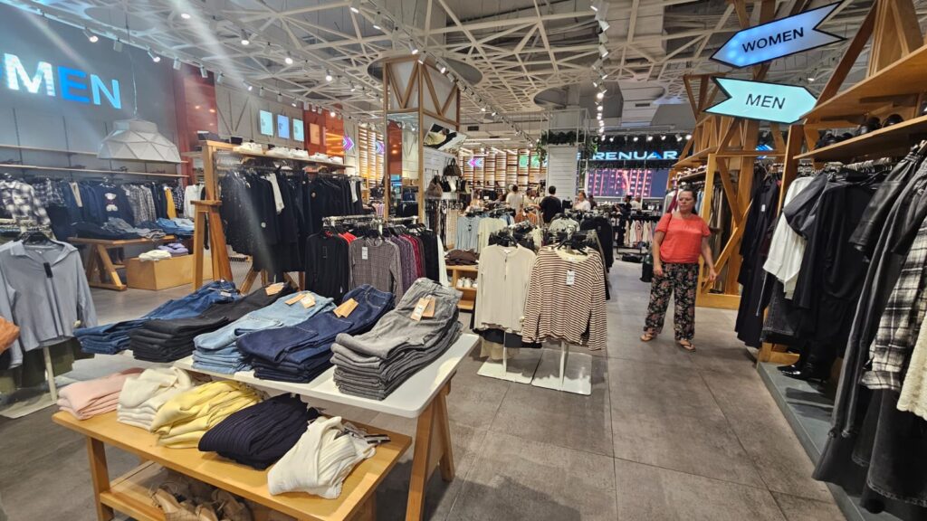 Eilat Tax-Free clothing shopping 