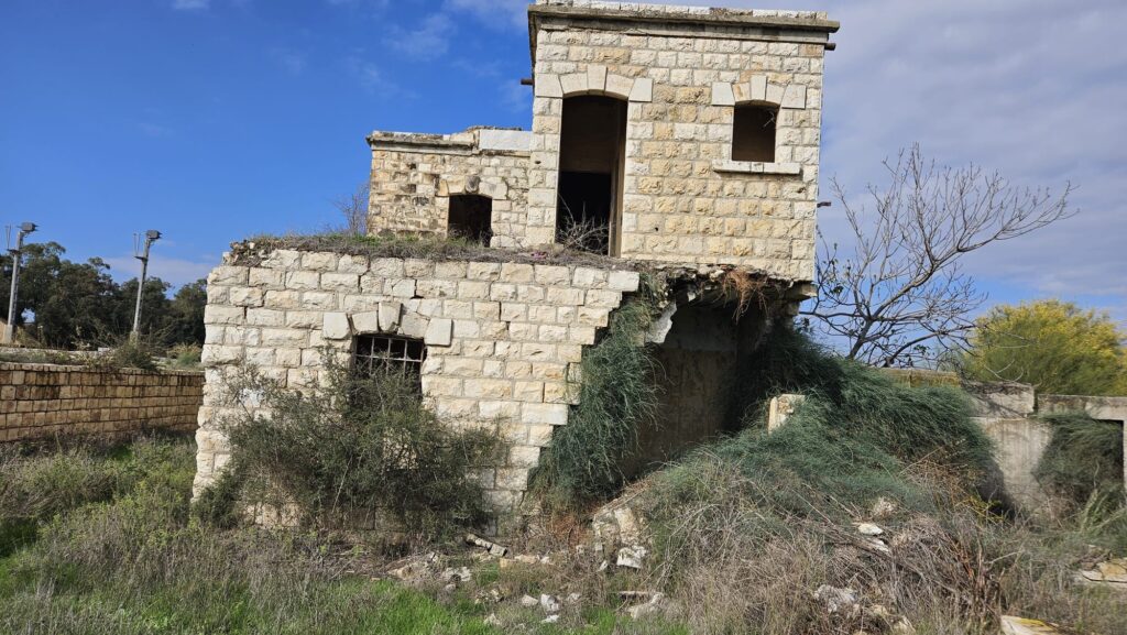 And the other side (east) - Wadi Sarar