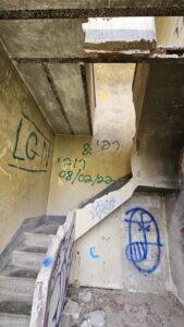 The staircase to the 1st floor