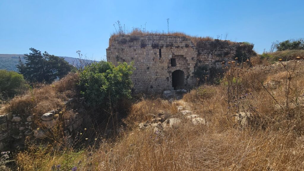 The main gate on south facade